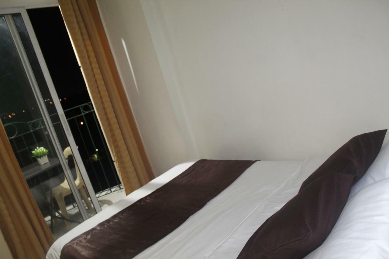 Chateau Elysee A3 Near Airport Wifi Kitchen Paranaque City Dış mekan fotoğraf