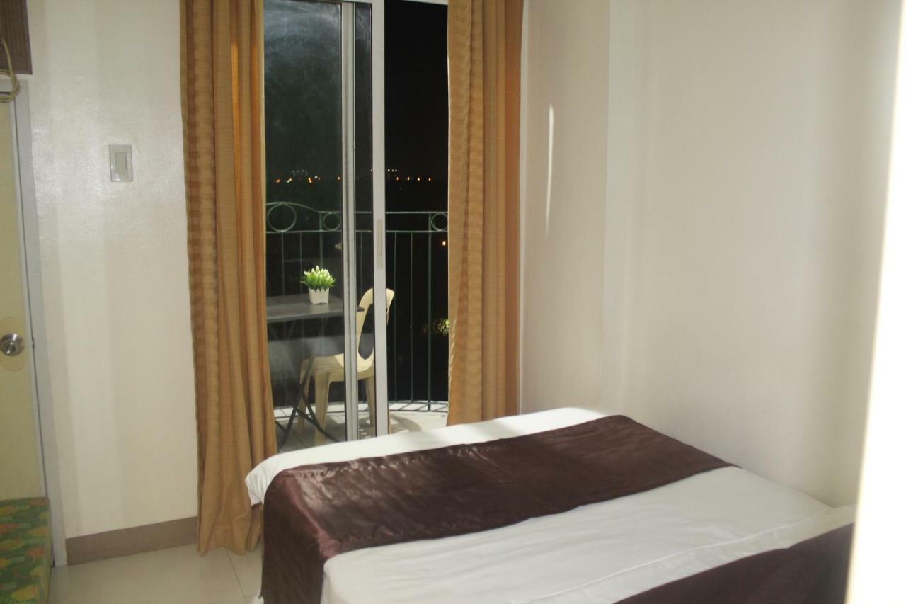 Chateau Elysee A3 Near Airport Wifi Kitchen Paranaque City Dış mekan fotoğraf